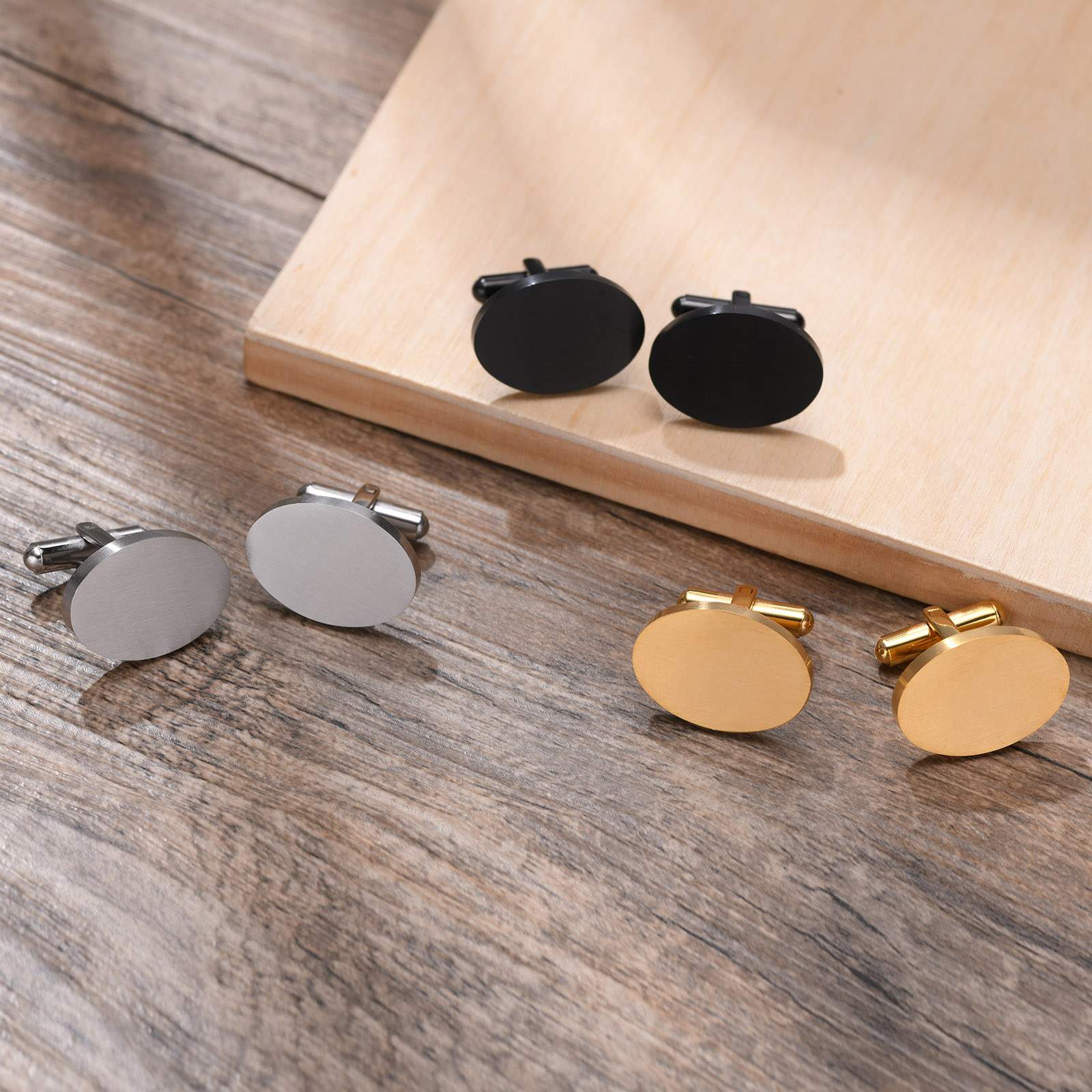 Cuflink personalizzati per fid - Men'S Grooming For Engagement recensione e prezzo